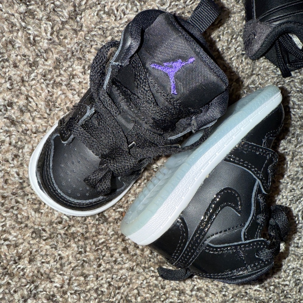 Jordan Kids Black and Purple High-Top Sneakers